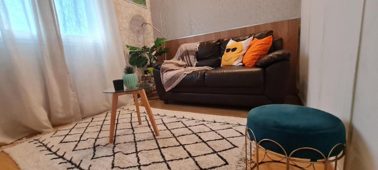 Cozy Apartment Close To Airport Ponta Delgada Buitenkant foto